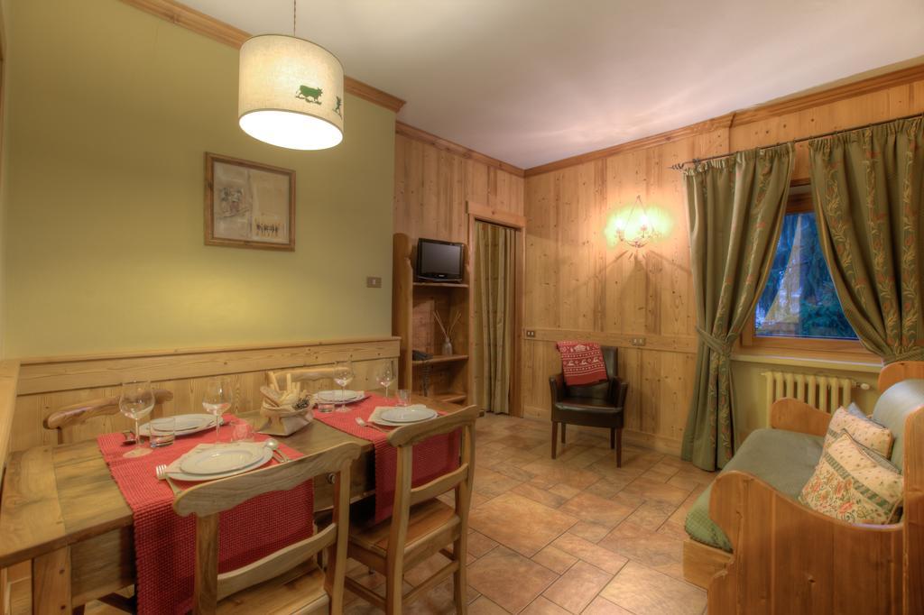 B&B Residence Checrouit Courmayeur Chambre photo