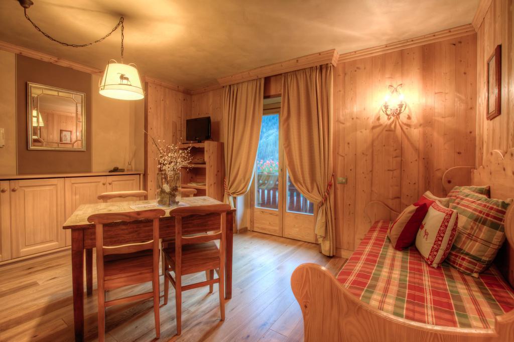 B&B Residence Checrouit Courmayeur Chambre photo