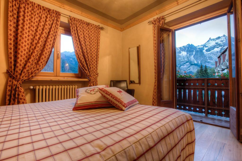 B&B Residence Checrouit Courmayeur Chambre photo